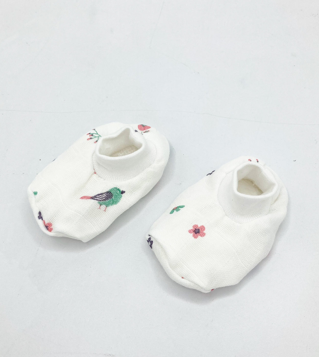 Newborn Muslin Baby Cap Mitten Socks Set- Blossom Chirp