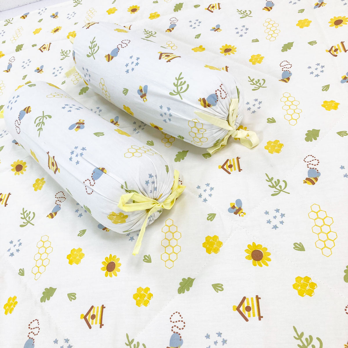 Cotton Baby Bed with 2 Bolster Pillow / Playmat -Bee
