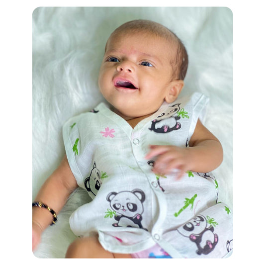 Organic Cotton Muslin Jabla - Baby Panda